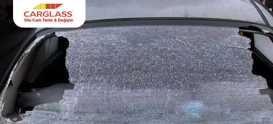 Arabalarda Arka Cam Değişimi Nasıl Yapılır?